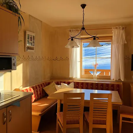 Zechmann Rohrmoos 아파트 *